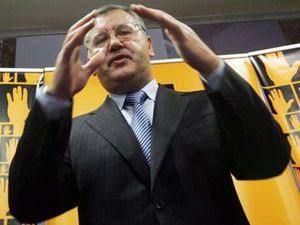 Гриценко виступає за скасування обов'язкового техогляду автомобілів Гриценко виступає за скасування обов'язкового техогляду автомобілів