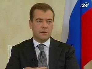 Медведєв: парламентська демократія для Росії є неприйнятною Медведєв: парламентська демократія для Росії є неприйнятною