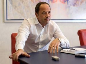 Азаров змусить Тігіпка зробити вибір Азаров змусить Тігіпка зробити вибір