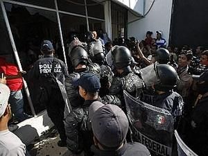 Мексика: більше 80 наркодилерів втекли з в’язниці Мексика: більше 80 наркодилерів втекли з в’язниці