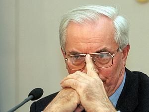 Азаров: опозиція зникне через два роки Азаров: опозиція зникне через два роки