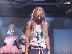 Восени стилісти радять уникати невиразних кольорів волосся Восени стилісти радять уникати невиразних кольорів волосся