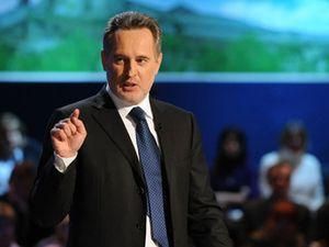 БЮТ: за гроші від підняття цін на газ Фірташ купив величезний концерн БЮТ: за гроші від підняття цін на газ Фірташ купив величезний концерн