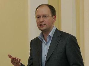 Яценюк: На виборах будуть фальсифікації Яценюк: На виборах будуть фальсифікації