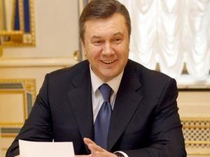 У Криму провели конкурс на найкращу статтю про Януковича У Криму провели конкурс на найкращу статтю про Януковича