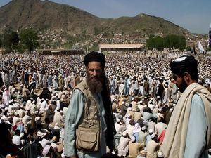 В Афганістані таліби погрожують зірвати парламентські вибори В Афганістані таліби погрожують зірвати парламентські вибори