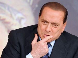 У Мілані здійснив аварійну посадку літак Берлусконі У Мілані здійснив аварійну посадку літак Берлусконі