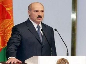 Лукашенко своїх опонентів на виборах назвав "ворогами народу" Лукашенко своїх опонентів на виборах назвав "ворогами народу"