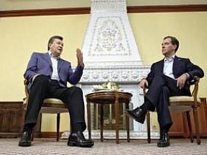 Янукович запропонував Медведєву разом готуватись до Євро-2012 Янукович запропонував Медведєву разом готуватись до Євро-2012