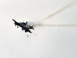 Німеччина: на авіашоу зіткнулись два літаки Німеччина: на авіашоу зіткнулись два літаки