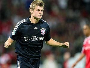 "Челсі" полює за Кроосом "Челсі" полює за Кроосом