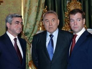 Толстоухов: Україна поглибить військову співпрацю з Росією Толстоухов: Україна поглибить військову співпрацю з Росією