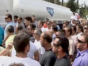 У Греції автоперевізники протестують проти лібералізації ринку У Греції автоперевізники протестують проти лібералізації ринку