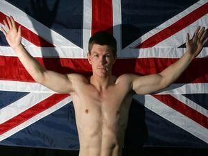 Ріккі Хаттон: Я міг би зараз нокаутувати сам себе Ріккі Хаттон: Я міг би зараз нокаутувати сам себе