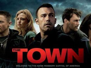 У Американському кінопрокаті лідирує фільм "Місто злодіїв" У Американському кінопрокаті лідирує фільм "Місто злодіїв"