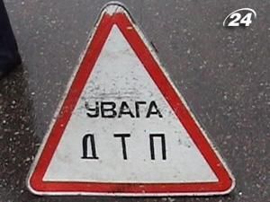 Одеса: зіткнулась вантажівка з маршруткою Одеса: зіткнулась вантажівка з маршруткою