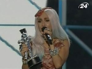 Lady GaGa назвали королевою несмаку Lady GaGa назвали королевою несмаку