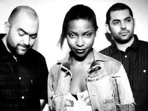 Легенда тріп-хопу Morcheeba у Києві Легенда тріп-хопу Morcheeba у Києві