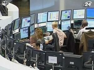 Заява Deutsche Bank про збитки обвалила його акції на 8% Заява Deutsche Bank про збитки обвалила його акції на 8%