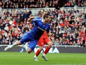 Через травму Лемпард не допоможе "Челсі" у грі з "Манчестер Сіті" Через травму Лемпард не допоможе "Челсі" у грі з "Манчестер Сіті"