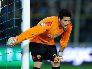 Голкіпер "Роми" догравав поєдинок із пошкодженим гомілкостопом і сльозами на очах. ВІДЕО Голкіпер "Роми" догравав поєдинок із пошкодженим гомілкостопом і сльозами на очах. ВІДЕО