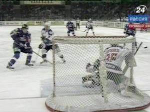 "Металург" сенсаційно програв вдома "Сибірі" "Металург" сенсаційно програв вдома "Сибірі"