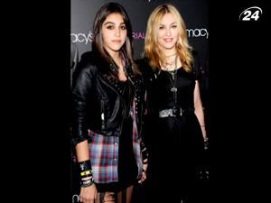 Донька Мадонни відкрила свій бутік у Нью-Йорку Донька Мадонни відкрила свій бутік у Нью-Йорку