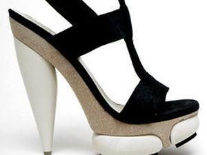 У Москві грабіжники здійснили найбільше в історії розкрадання взуття У Москві грабіжники здійснили найбільше в історії розкрадання взуття