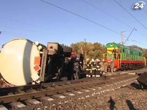 Причина ДТП на залізниці - водій проігнорував попередження про наближення поїзда Причина ДТП на залізниці - водій проігнорував попередження про наближення поїзда