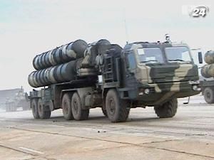 Іран погрожує Росії судом за зрив постачання зброї Іран погрожує Росії судом за зрив постачання зброї