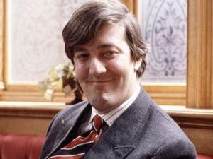 Стівен Фрай зіграє старшого брата Шерлока Холмса Стівен Фрай зіграє старшого брата Шерлока Холмса