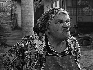 У Британії чиновників попросили не жартувати про тещ У Британії чиновників попросили не жартувати про тещ