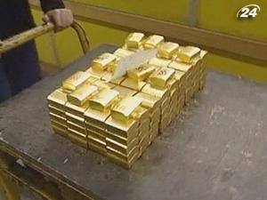 Європейські Центробанки скоротили продаж золотих запасів Європейські Центробанки скоротили продаж золотих запасів
