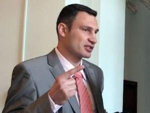 Кличко: Черновецький має визначитися або дорогі курорти, або робота Кличко: Черновецький має визначитися або дорогі курорти, або робота