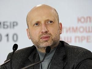 Турчинов: СБУ не дає мені працювати Турчинов: СБУ не дає мені працювати