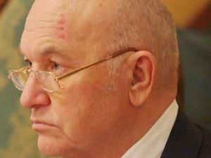 Лужков виходить з "Єдиної Росії" Лужков виходить з "Єдиної Росії"