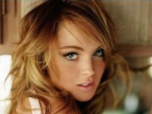 Замість вечірок Ліндсі Лохан їздить у підліткові притулки Замість вечірок Ліндсі Лохан їздить у підліткові притулки