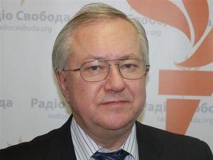 Тарасюк: світ не має закривати очі на фальсифікації в Україні