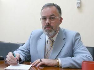 Табачник хоче суттєво скоротити державні місця у вузах Табачник хоче суттєво скоротити державні місця у вузах