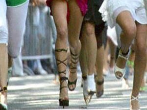 В Австралії встановили рекорд в естафетному забігу на шпильках В Австралії встановили рекорд в естафетному забігу на шпильках