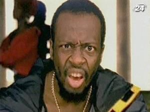 Президентські перегони довели Вайклефа Джіна до лікарні Президентські перегони довели Вайклефа Джіна до лікарні