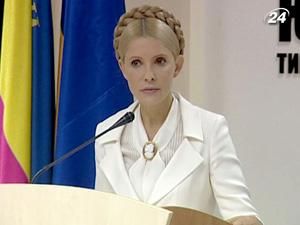 Тимошенко звинувачує владу у захопленні партійних осередків Тимошенко звинувачує владу у захопленні партійних осередків