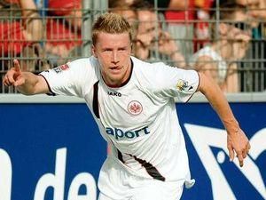 Гравця "Айнтрахта" оштрафували за "образу" арбітра Гравця "Айнтрахта" оштрафували за "образу" арбітра