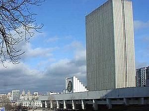 Київ: у бібліотеці Вернадського стався вибух. Є жертви Київ: у бібліотеці Вернадського стався вибух. Є жертви