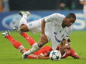 Шальке-Бенфіка - 2:0.Відео Шальке-Бенфіка - 2:0.Відео