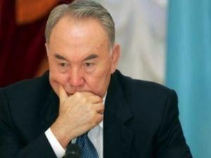 Президент Казахстану скоротив 15% держслужбовців Президент Казахстану скоротив 15% держслужбовців