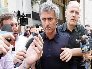 Моурінью не хоче бачити пресу на тренуваннях "Реала" Моурінью не хоче бачити пресу на тренуваннях "Реала"