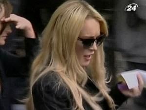 Ліндсей Лохан добровільно повернулася в реабілітаційну клініку Ліндсей Лохан добровільно повернулася в реабілітаційну клініку