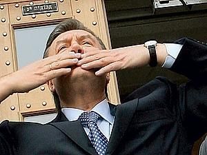 Янукович взяв під особистий контроль держзамовлення у вищій освіті Янукович взяв під особистий контроль держзамовлення у вищій освіті