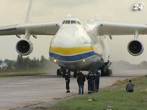 Під Києвом стартував міжнародний авіасалон Під Києвом стартував міжнародний авіасалон